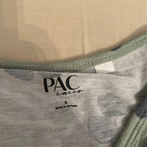 Pacsun green flower long sleeve small - Picture 2 of 4